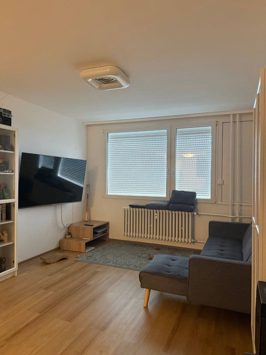 Prenájom bytu 3-izbový 68 m², Jeřábkova, Praha, Praha Prenájom bytu 3-izbový 68 m², Jeřábkova, Praha, Praha