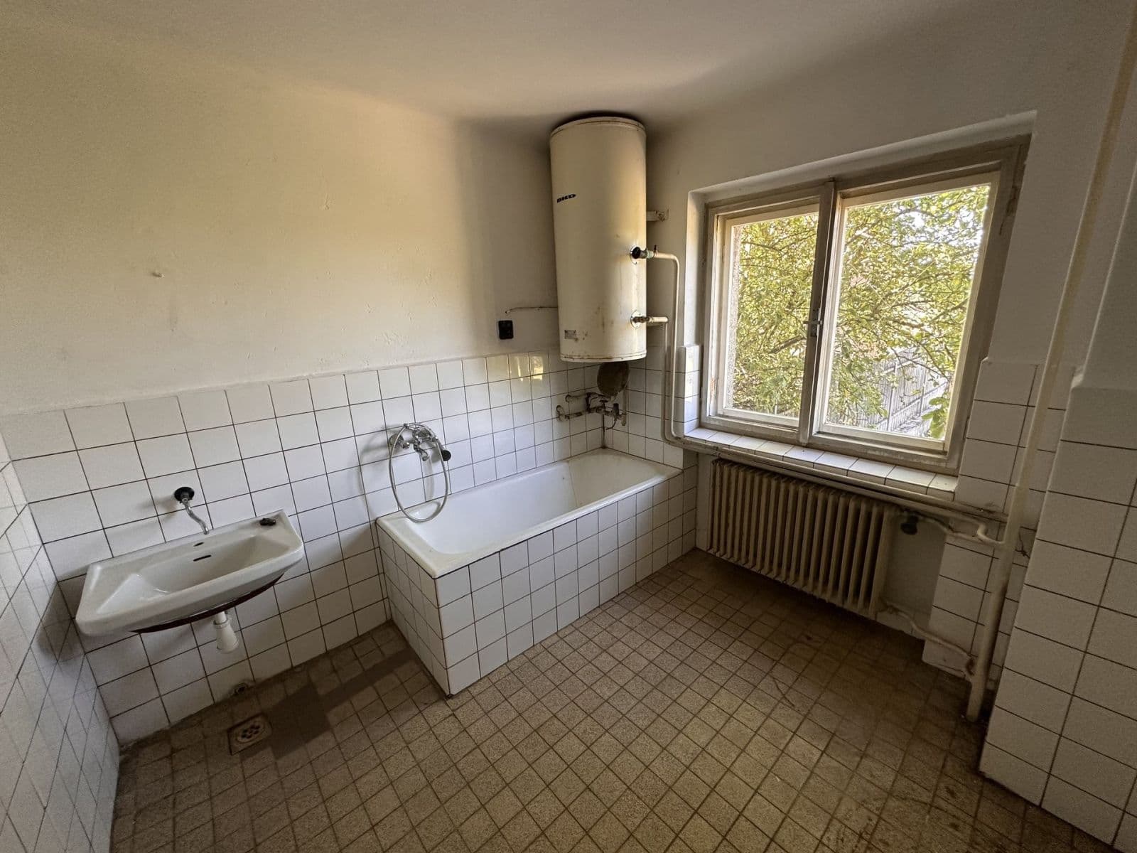 Predaj domu 180 m², pozemok 1.799 m², Staňkovice, Středočeský kraj Predaj domu 180 m², pozemok 1.799 m², Staňkovice, Středočeský kraj