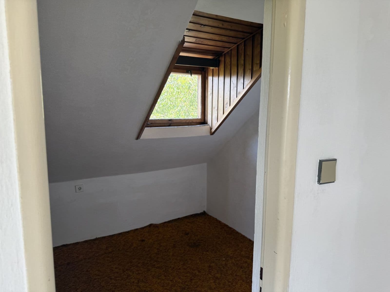 Predaj domu 180 m², pozemok 1.799 m², Staňkovice, Středočeský kraj Predaj domu 180 m², pozemok 1.799 m², Staňkovice, Středočeský kraj
