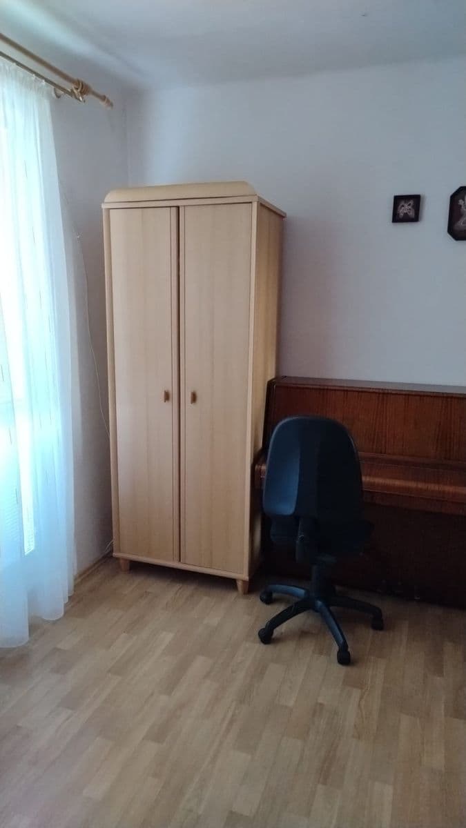 Predaj bytu 4-izbový 88 m², Obecnice, Středočeský kraj Predaj bytu 4-izbový 88 m², Obecnice, Středočeský kraj