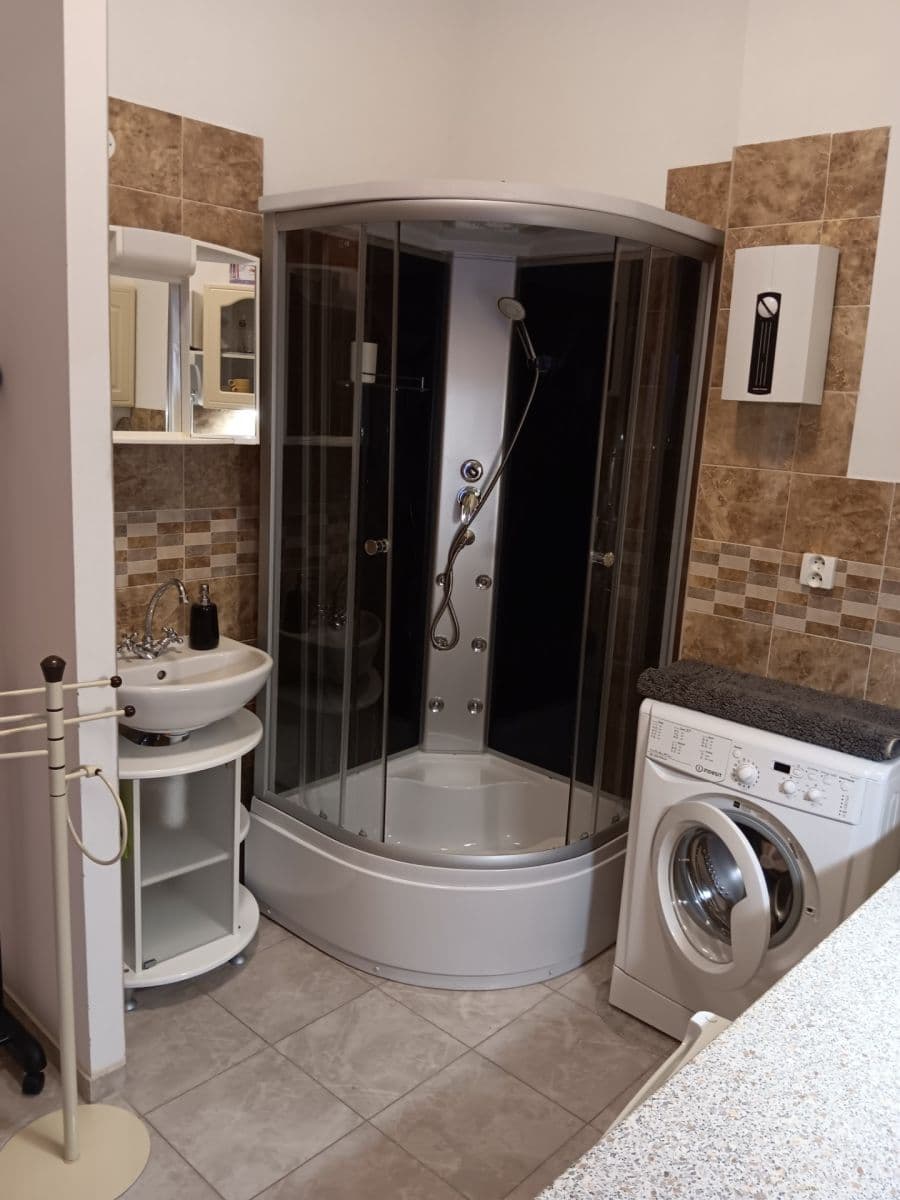 Prenájom bytu 1-izbový 23 m², Svatoslavova, Praha, Praha Prenájom bytu 1-izbový 23 m², Svatoslavova, Praha, Praha