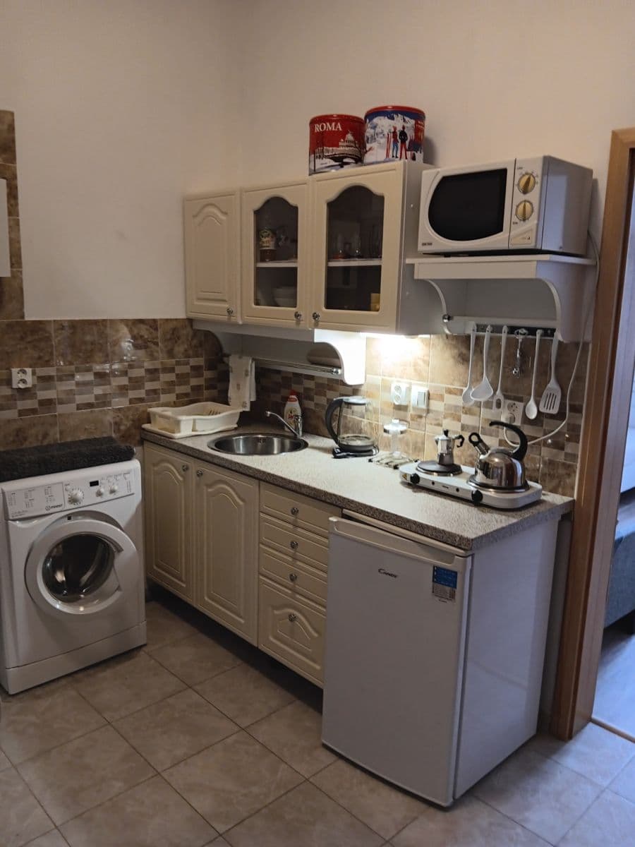Prenájom bytu 1-izbový 23 m², Svatoslavova, Praha, Praha Prenájom bytu 1-izbový 23 m², Svatoslavova, Praha, Praha