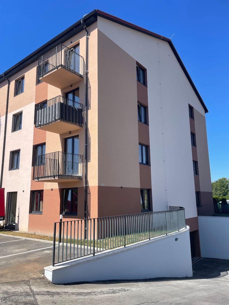 Prenájom garáže 14 m², Starý Dvůr, Hrádek nad Nisou, Liberecký kraj Prenájom garáže 14 m², Starý Dvůr, Hrádek nad Nisou, Liberecký kraj