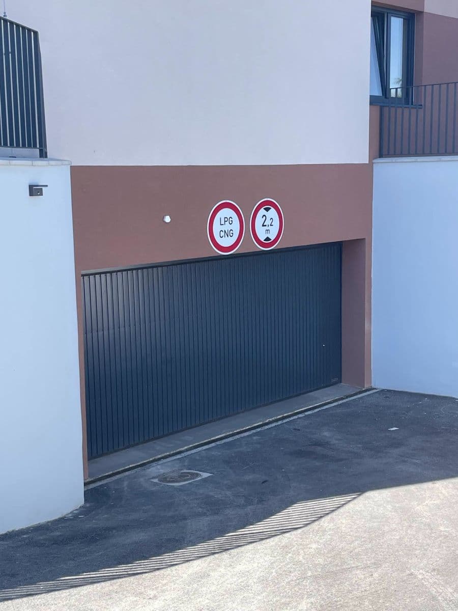 Prenájom garáže 14 m², Starý Dvůr, Hrádek nad Nisou, Liberecký kraj Prenájom garáže 14 m², Starý Dvůr, Hrádek nad Nisou, Liberecký kraj