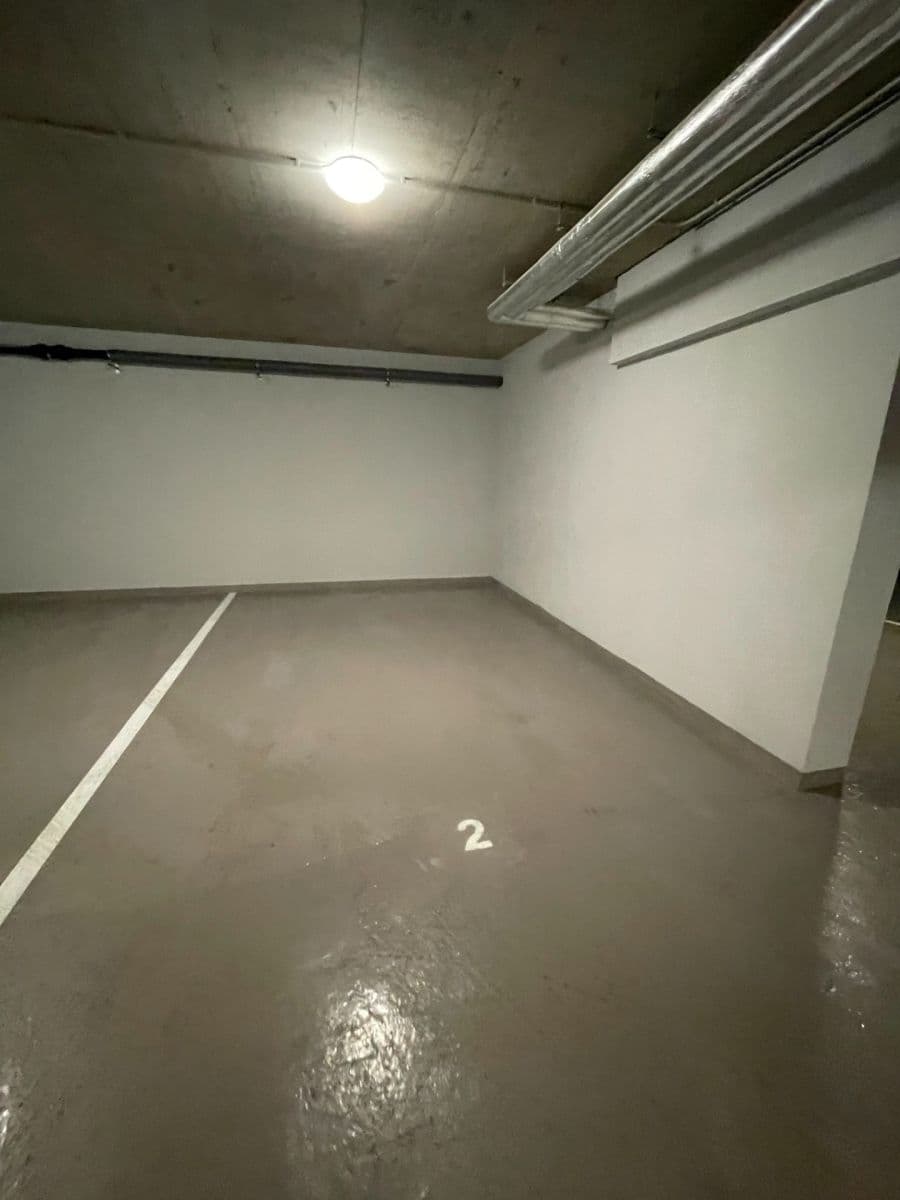 Prenájom garáže 14 m², Starý Dvůr, Hrádek nad Nisou, Liberecký kraj Prenájom garáže 14 m², Starý Dvůr, Hrádek nad Nisou, Liberecký kraj