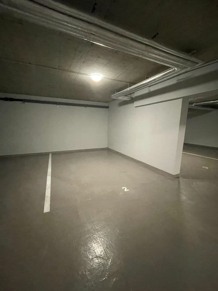 Prenájom garáže 14 m², Starý Dvůr, Hrádek nad Nisou, Liberecký kraj Prenájom garáže 14 m², Starý Dvůr, Hrádek nad Nisou, Liberecký kraj