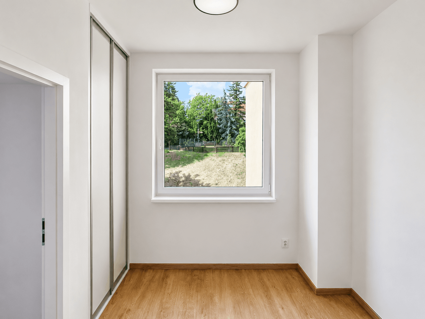 Prenájom bytu 4-izbový 84 m², Klíčanská, Praha, Praha Prenájom bytu 4-izbový 84 m², Klíčanská, Praha, Praha