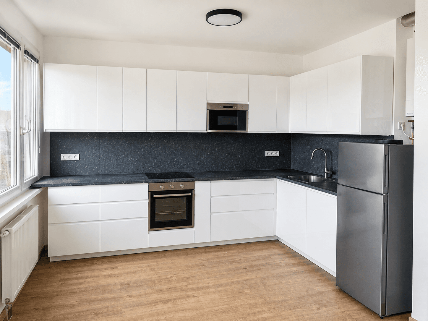 Prenájom bytu 4-izbový 84 m², Klíčanská, Praha, Praha Prenájom bytu 4-izbový 84 m², Klíčanská, Praha, Praha