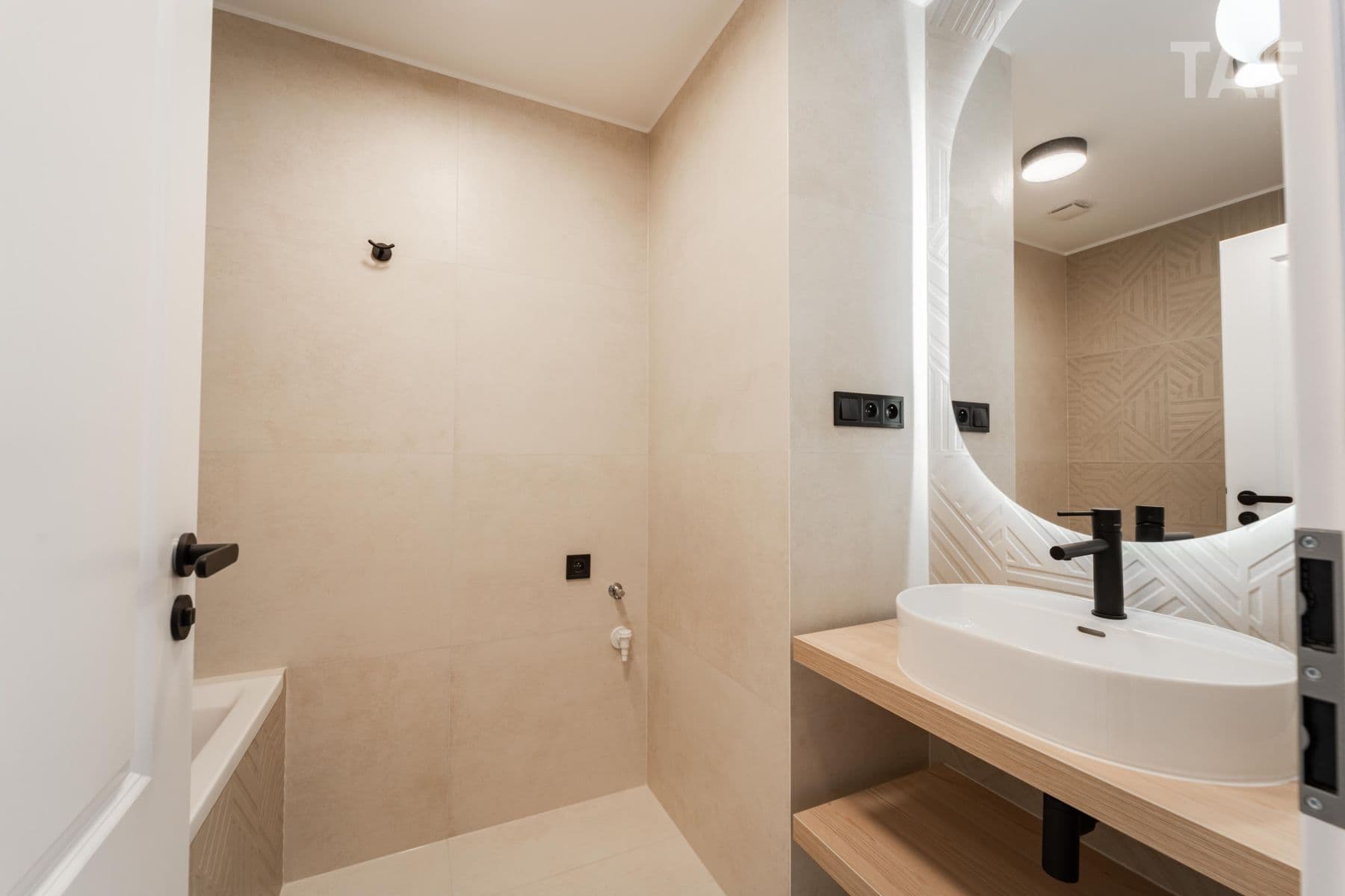 Predaj bytu 3-izbový 55 m², Liborova, Praha, Praha Predaj bytu 3-izbový 55 m², Liborova, Praha, Praha