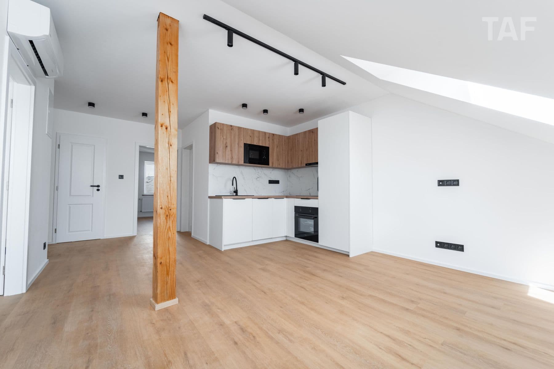 Predaj bytu 3-izbový 55 m², Liborova, Praha, Praha Predaj bytu 3-izbový 55 m², Liborova, Praha, Praha
