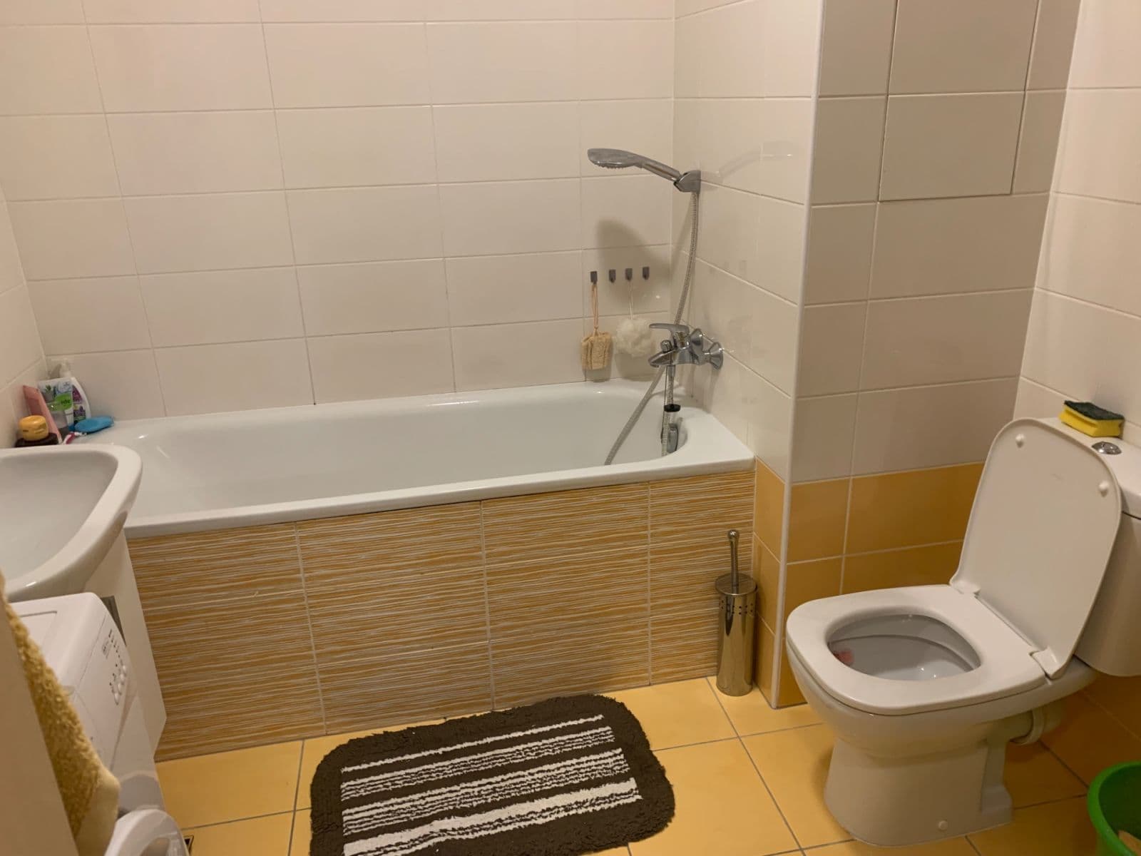 Prenájom bytu 2-izbový 48 m², U Hostavického potoka, Praha, Praha Prenájom bytu 2-izbový 48 m², U Hostavického potoka, Praha, Praha