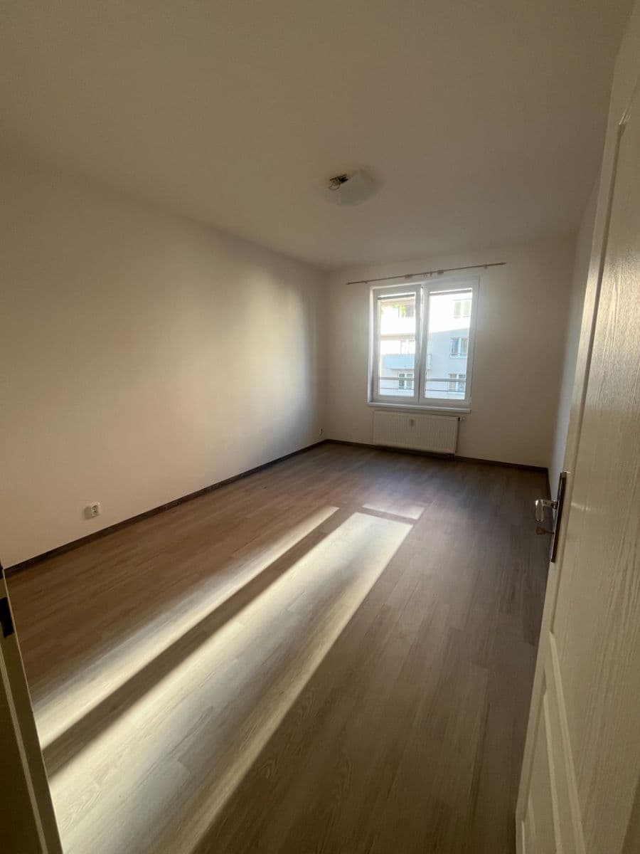 Prenájom bytu 2-izbový 52 m², Velenovského, Praha, Praha Prenájom bytu 2-izbový 52 m², Velenovského, Praha, Praha