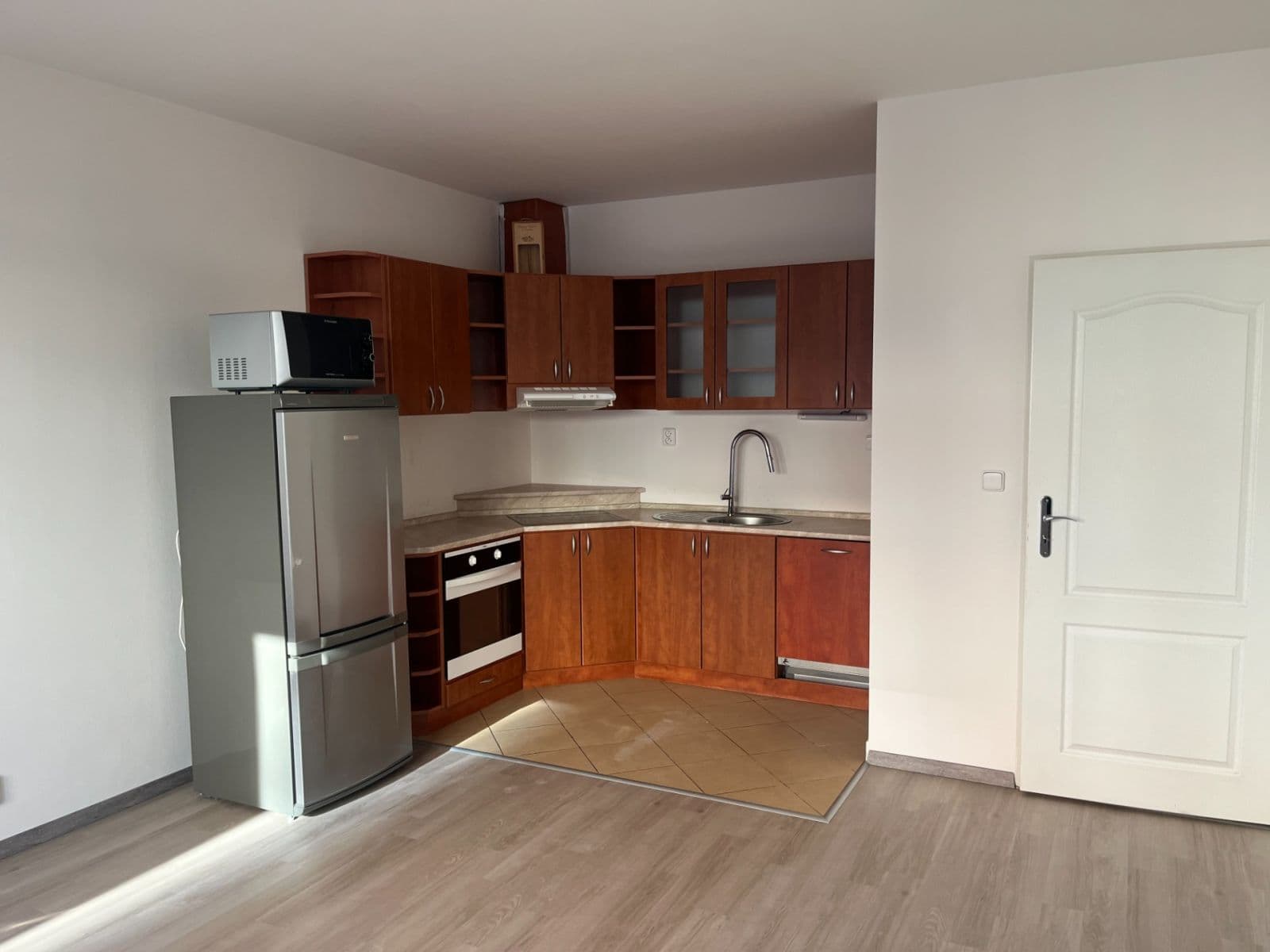 Prenájom bytu 2-izbový 52 m², Velenovského, Praha, Praha Prenájom bytu 2-izbový 52 m², Velenovského, Praha, Praha