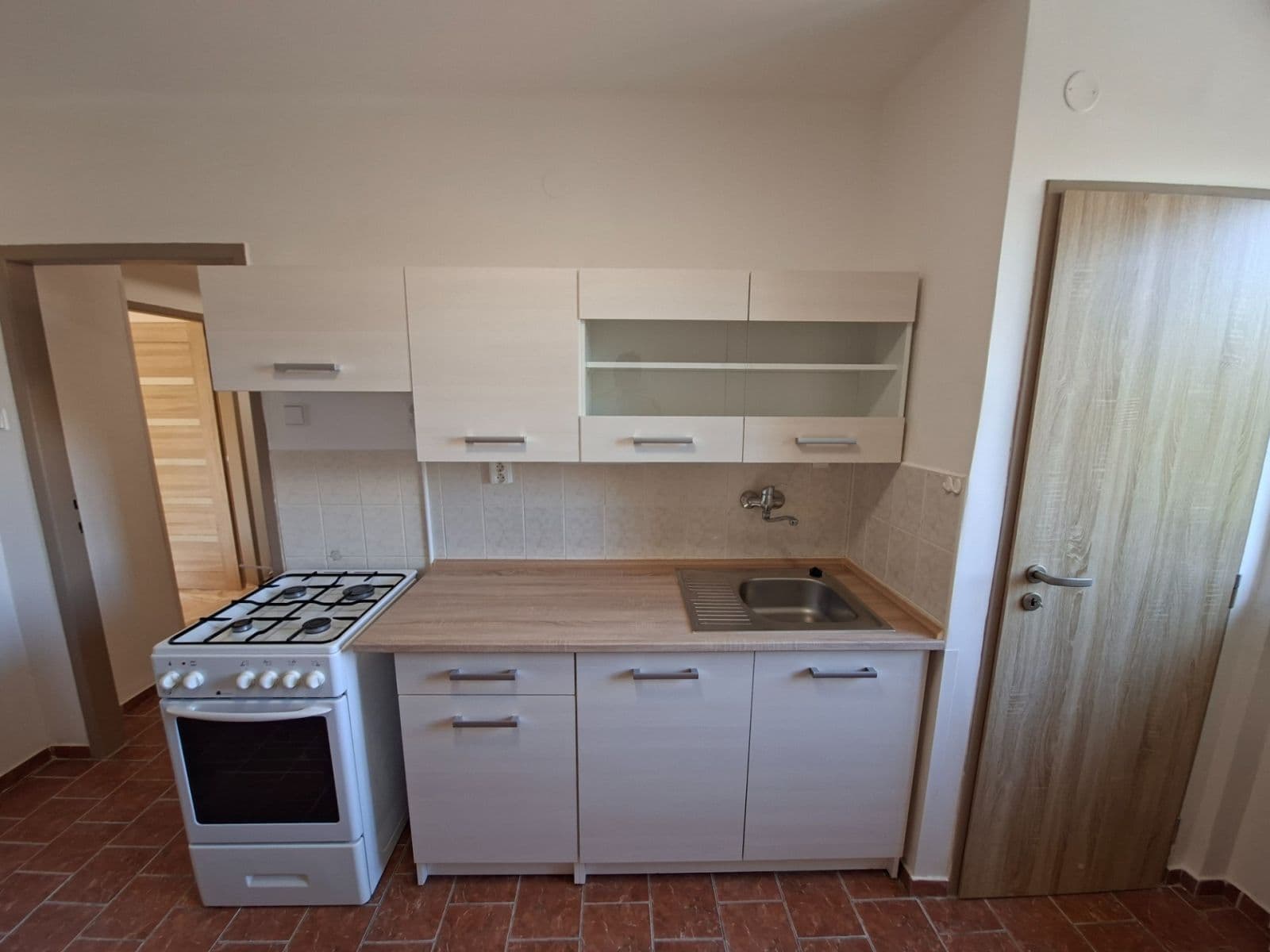 Prenájom bytu 1-izbový 44 m², Moskevská, Kladno, Středočeský kraj Prenájom bytu 1-izbový 44 m², Moskevská, Kladno, Středočeský kraj