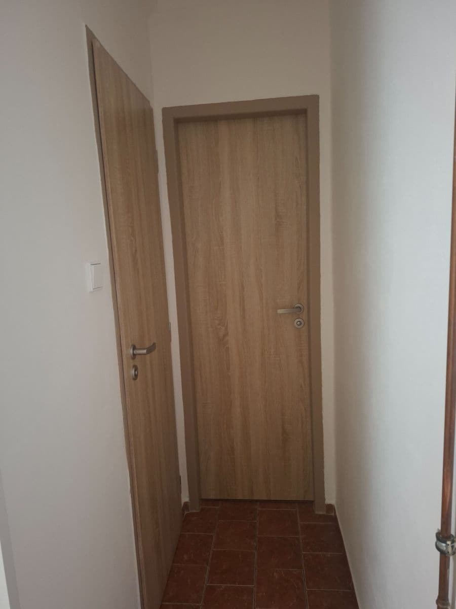 Prenájom bytu 1-izbový 44 m², Moskevská, Kladno, Středočeský kraj Prenájom bytu 1-izbový 44 m², Moskevská, Kladno, Středočeský kraj
