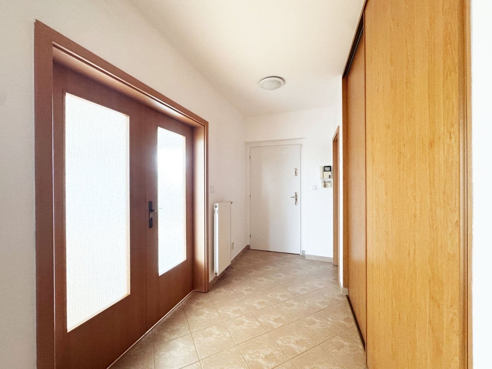 Prenájom bytu 3-izbový 80 m², Libušská, Praha, Praha Prenájom bytu 3-izbový 80 m², Libušská, Praha, Praha