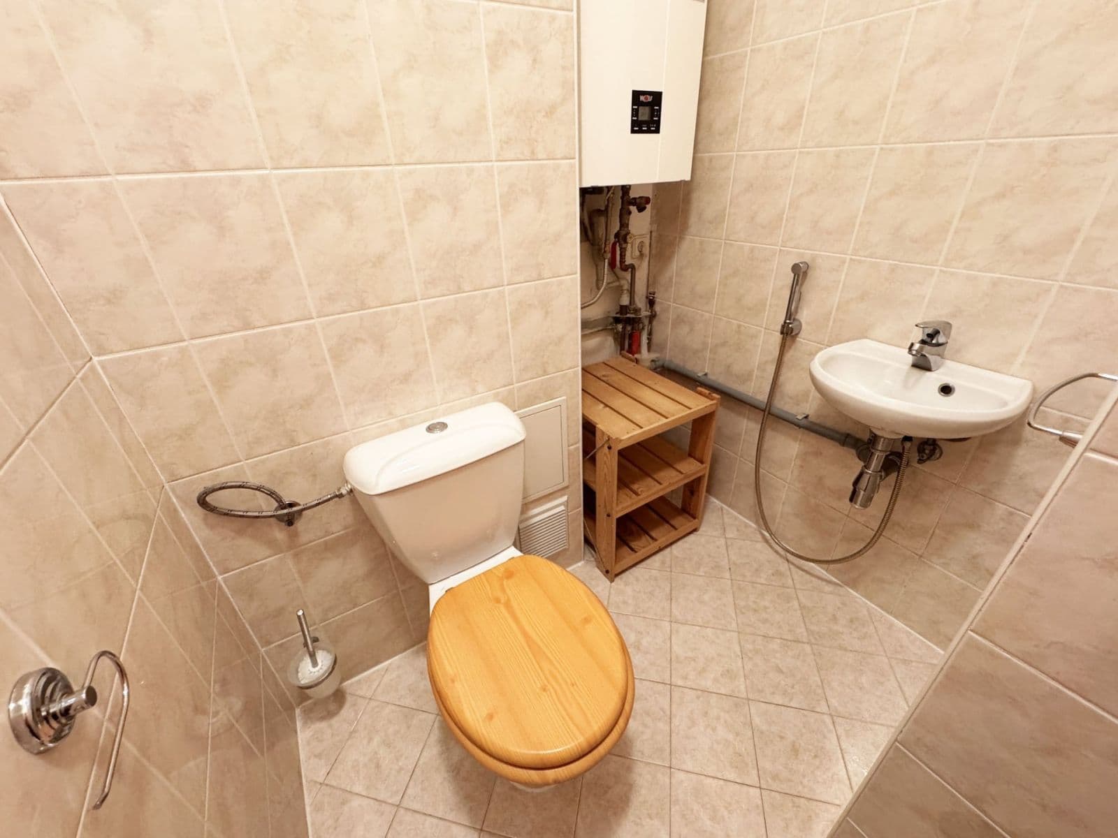 Prenájom bytu 3-izbový 80 m², Libušská, Praha, Praha Prenájom bytu 3-izbový 80 m², Libušská, Praha, Praha