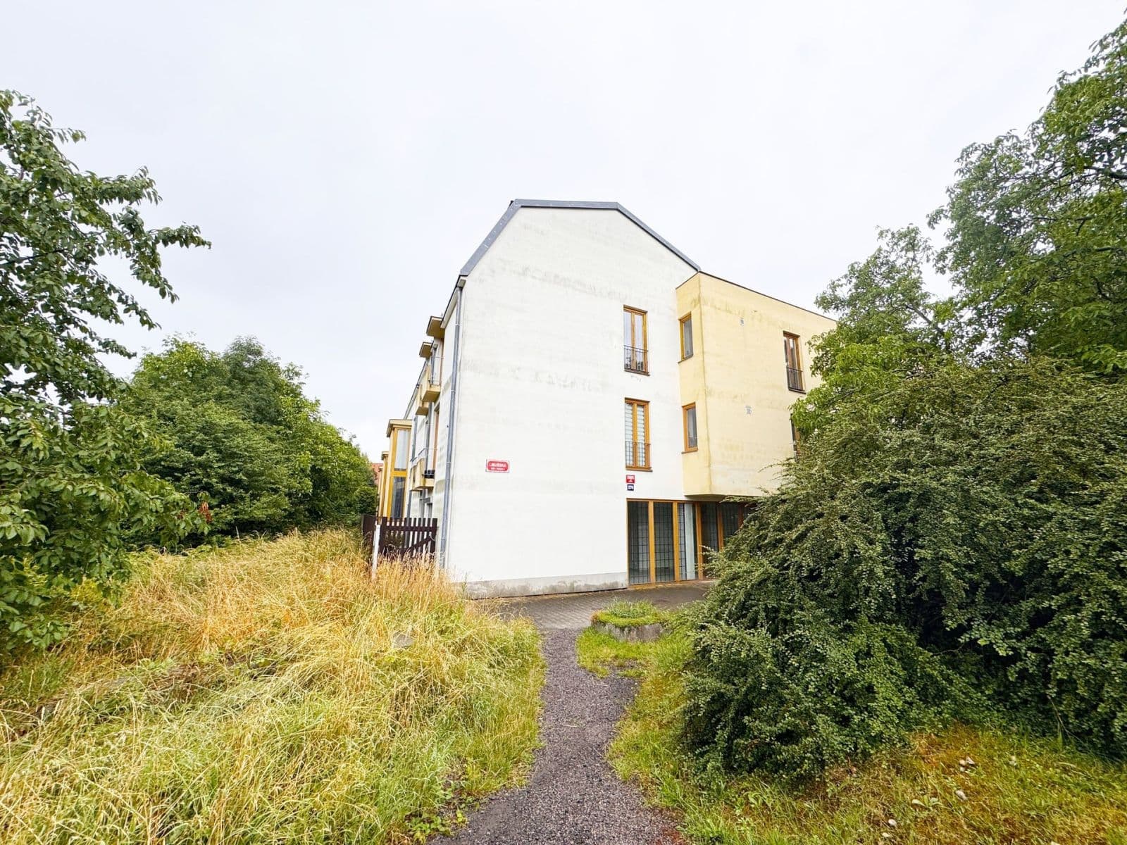 Prenájom bytu 3-izbový 80 m², Libušská, Praha, Praha Prenájom bytu 3-izbový 80 m², Libušská, Praha, Praha