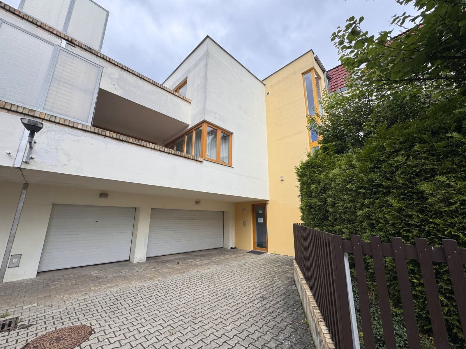 Prenájom bytu 3-izbový 80 m², Libušská, Praha, Praha Prenájom bytu 3-izbový 80 m², Libušská, Praha, Praha