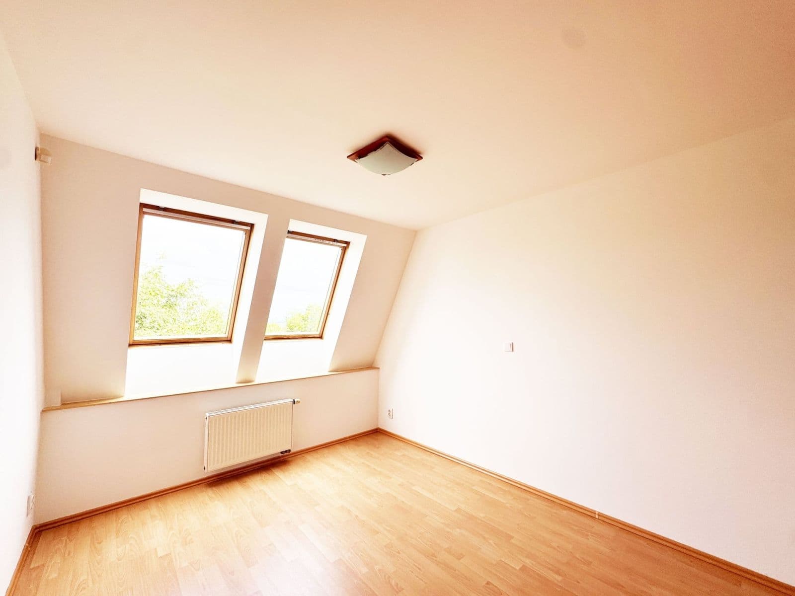 Prenájom bytu 3-izbový 80 m², Libušská, Praha, Praha Prenájom bytu 3-izbový 80 m², Libušská, Praha, Praha