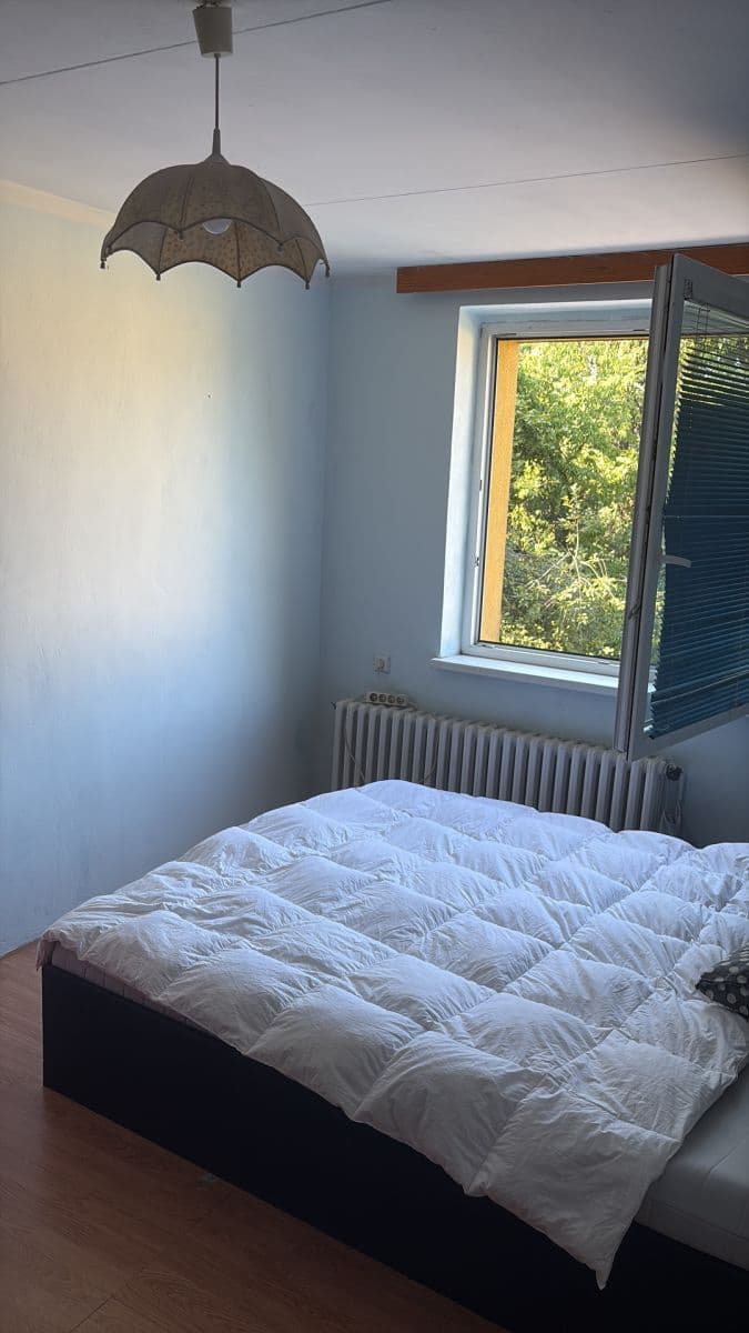 Prenájom bytu 4-izbový 88 m², Pod Višňovkou, Praha, Praha Prenájom bytu 4-izbový 88 m², Pod Višňovkou, Praha, Praha