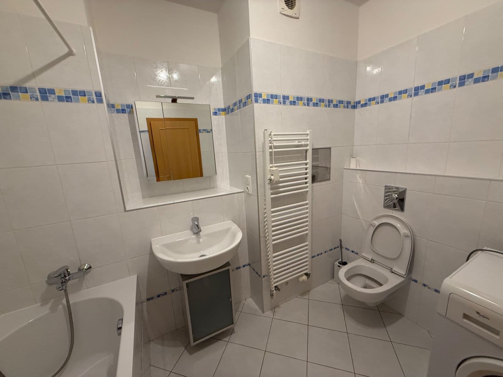 Prenájom bytu 1-izbový 41 m², Pod Kapličkou, Praha, Praha Prenájom bytu 1-izbový 41 m², Pod Kapličkou, Praha, Praha