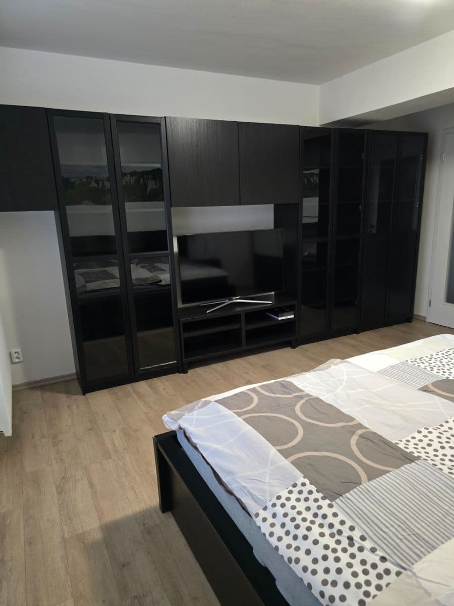 Prenájom bytu 3-izbový 74 m², Tůmova, Brno, Jihomoravský kraj Prenájom bytu 3-izbový 74 m², Tůmova, Brno, Jihomoravský kraj