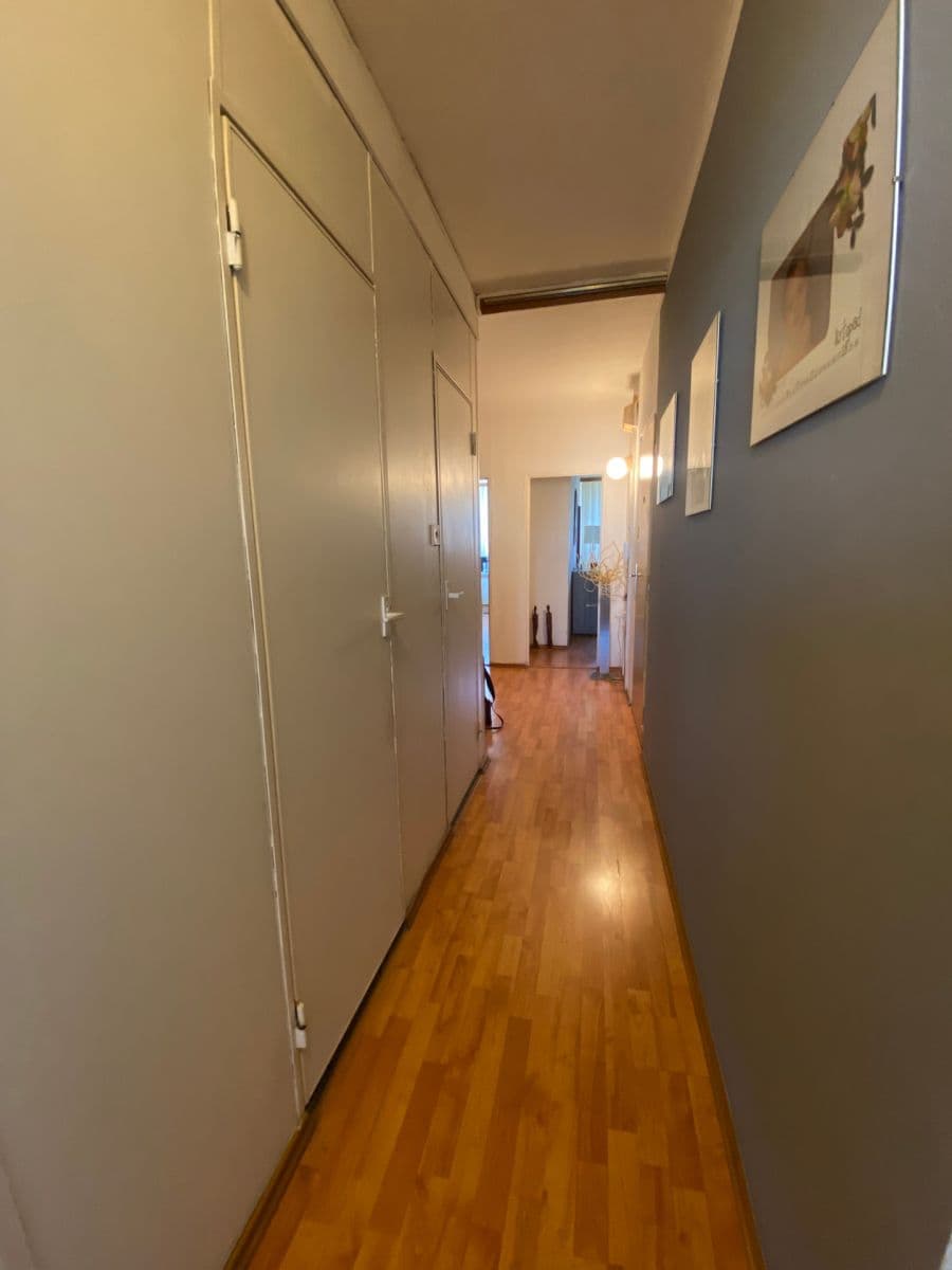 Predaj bytu 3-izbový 73 m², Kurzova, Praha, Praha Predaj bytu 3-izbový 73 m², Kurzova, Praha, Praha