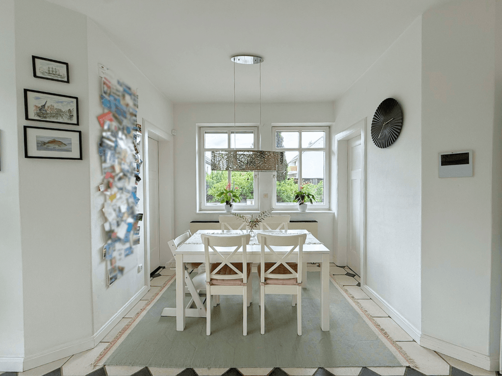 Predaj domu 400 m², pozemok 1.684 m², Bienenbüttel, Dolné Sasko Predaj domu 400 m², pozemok 1.684 m², Bienenbüttel, Dolné Sasko