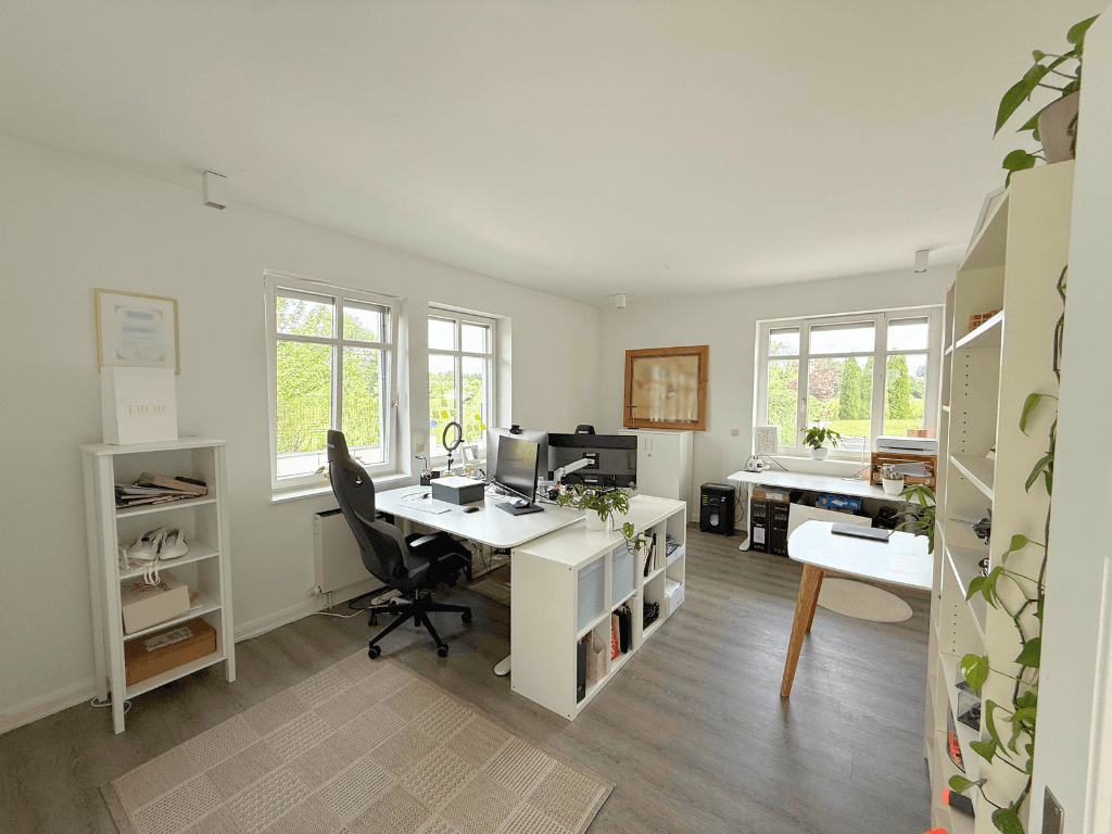 Predaj domu 400 m², pozemok 1.684 m², Bienenbüttel, Dolné Sasko Predaj domu 400 m², pozemok 1.684 m², Bienenbüttel, Dolné Sasko