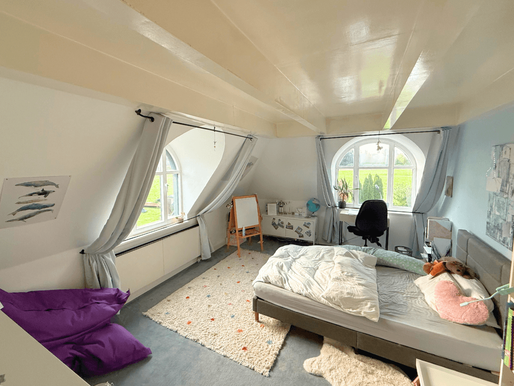 Predaj domu 400 m², pozemok 1.684 m², Bienenbüttel, Dolné Sasko Predaj domu 400 m², pozemok 1.684 m², Bienenbüttel, Dolné Sasko