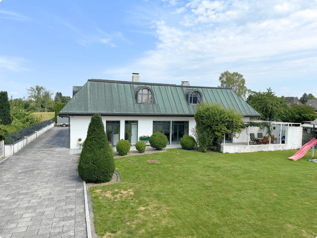 Predaj domu 400 m², pozemok 1.684 m², Bienenbüttel, Dolné Sasko Predaj domu 400 m², pozemok 1.684 m², Bienenbüttel, Dolné Sasko