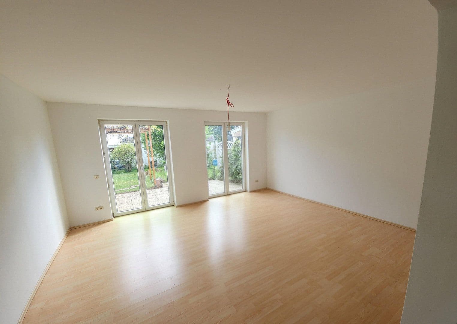 Predaj domu 132 m², pozemok 388 m², Trebbin, Brandenbursko Predaj domu 132 m², pozemok 388 m², Trebbin, Brandenbursko