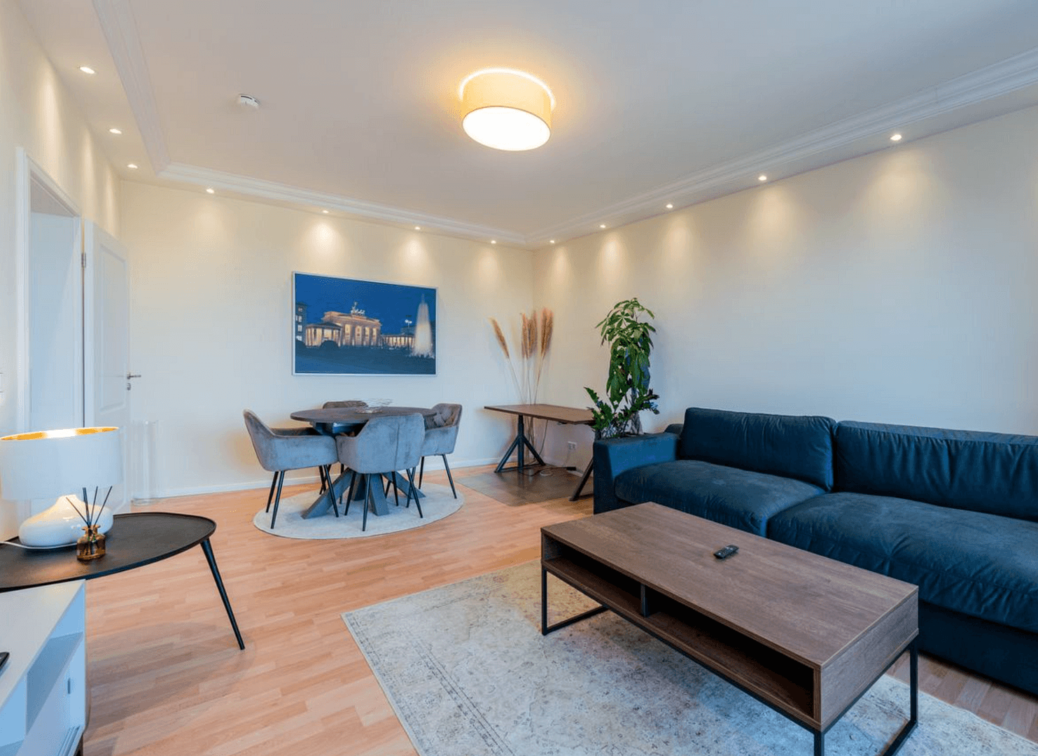 Predaj bytu 2-izbový 61 m², Berlin, Berlín Predaj bytu 2-izbový 61 m², Berlin, Berlín