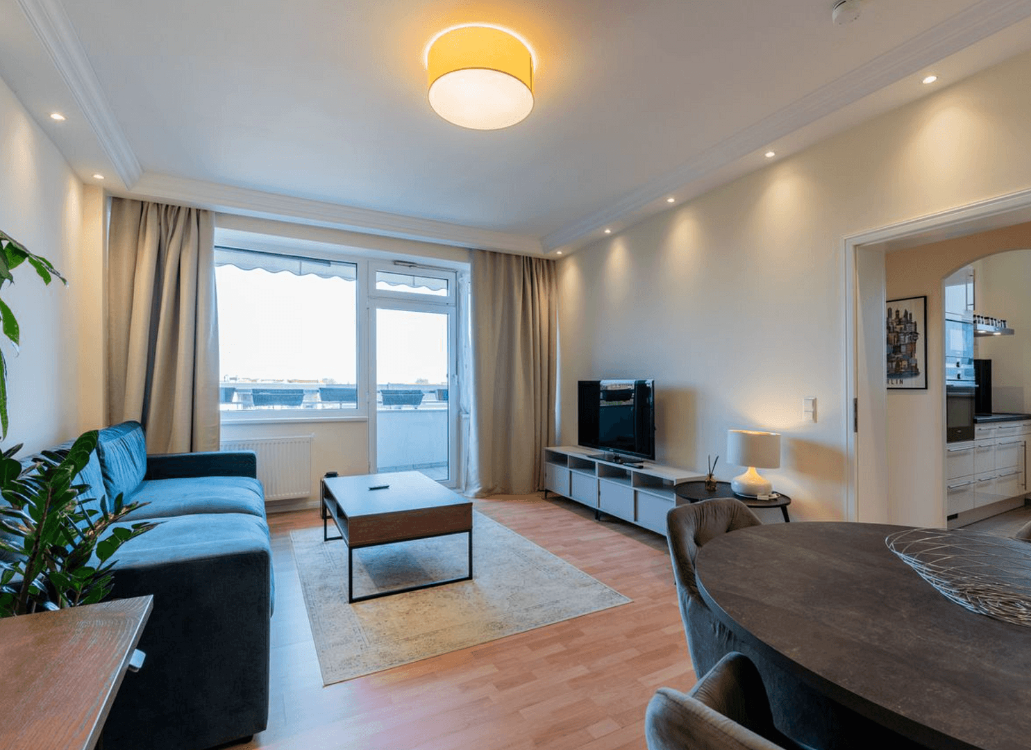 Predaj bytu 2-izbový 61 m², Berlin, Berlín Predaj bytu 2-izbový 61 m², Berlin, Berlín