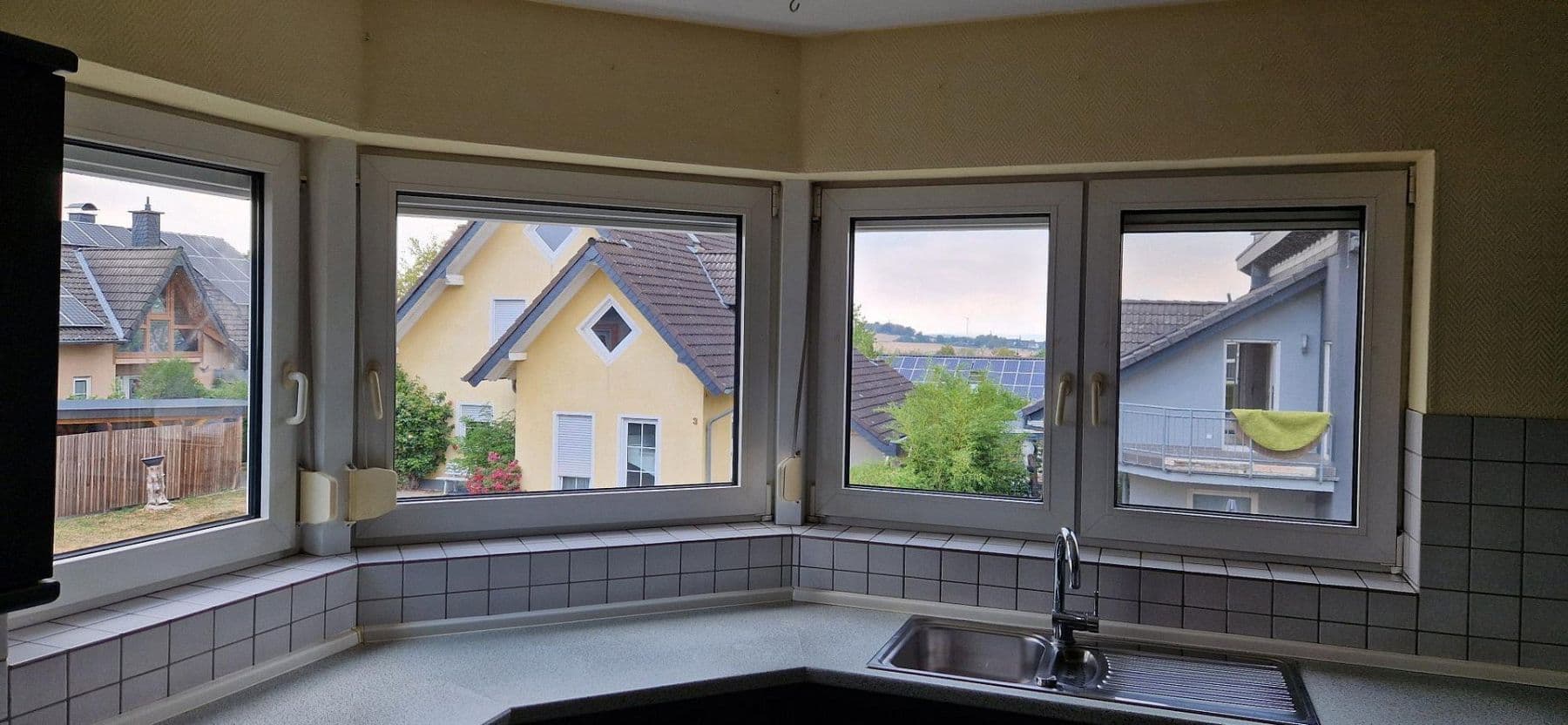 Prenájom bytu 4-izbový 113 m², Kastellaun, Porýnie-Falcko Prenájom bytu 4-izbový 113 m², Kastellaun, Porýnie-Falcko