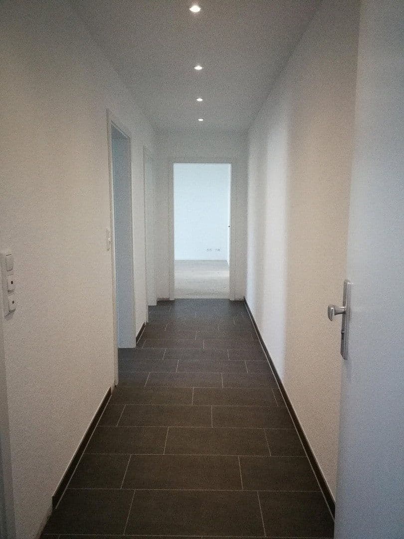 Prenájom bytu 3-izbový 70 m², Giesen, Dolné Sasko Prenájom bytu 3-izbový 70 m², Giesen, Dolné Sasko