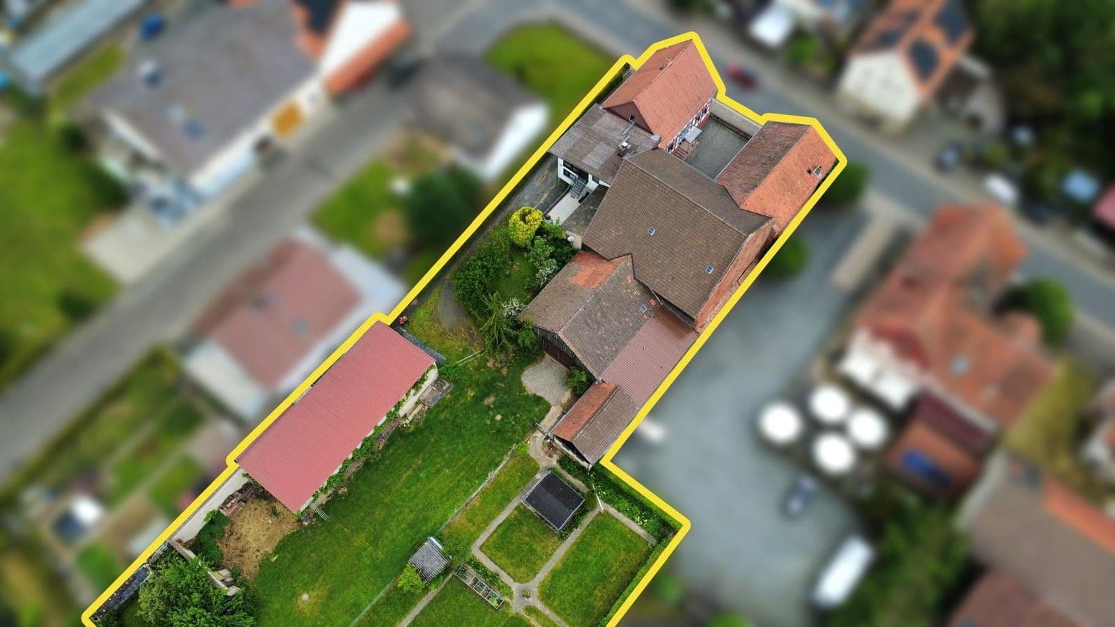 Predaj domu 280 m², pozemok 2.700 m², Kirtorf, Hesensko Predaj domu 280 m², pozemok 2.700 m², Kirtorf, Hesensko