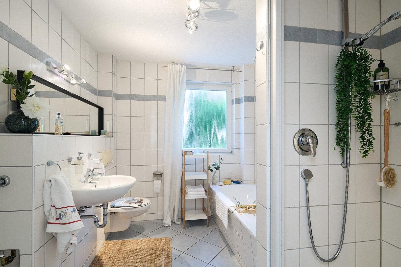 Predaj bytu 4-izbový 125 m², Luise-Kiesselbach-Str. 60, Erlangen, Bavorsko Predaj bytu 4-izbový 125 m², Luise-Kiesselbach-Str. 60, Erlangen, Bavorsko