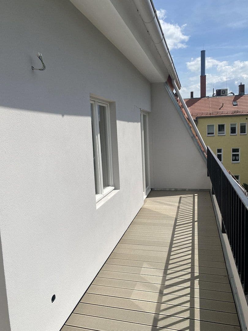 Predaj bytu 5-izbový 147 m², Berlin, Berlín Predaj bytu 5-izbový 147 m², Berlin, Berlín