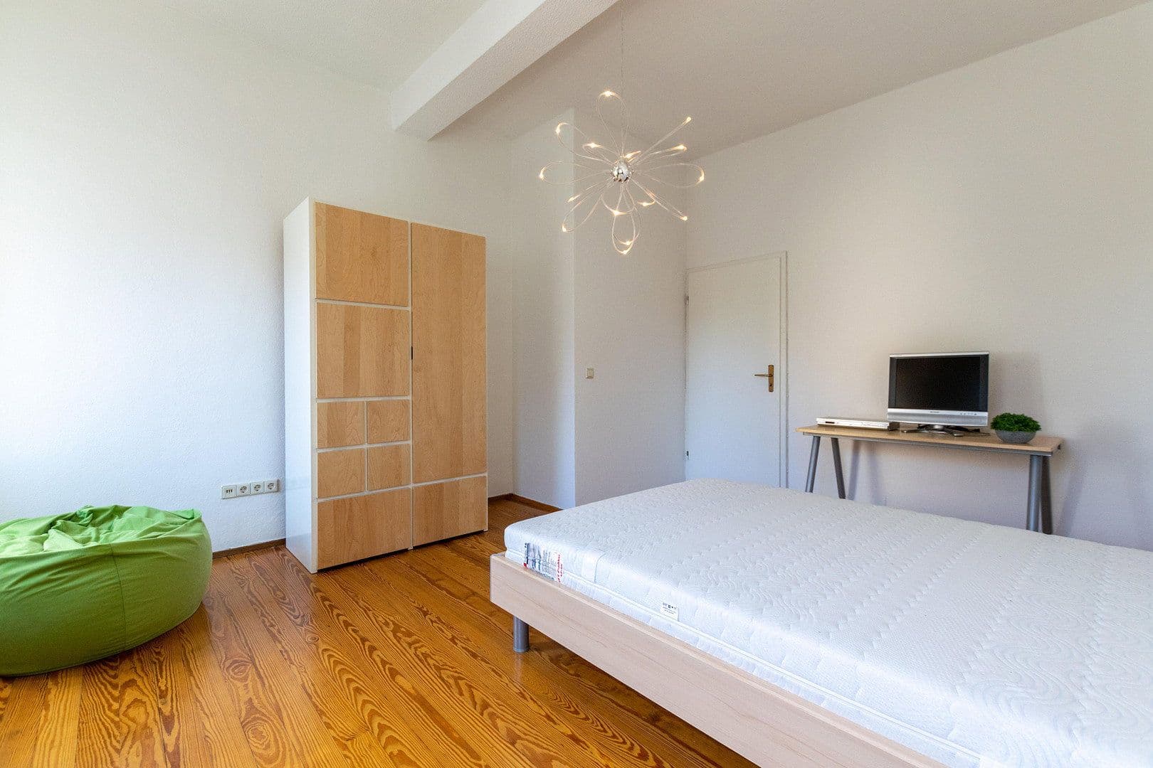 Prenájom bytu 3-izbový 85 m², Hauptstraße 125, Wiesloch, Bádensko-Wurttembersko Prenájom bytu 3-izbový 85 m², Hauptstraße 125, Wiesloch, Bádensko-Wurttembersko