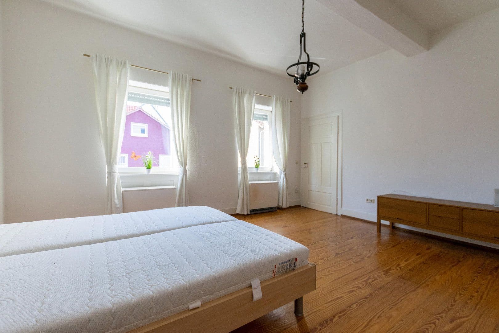 Prenájom bytu 3-izbový 85 m², Hauptstraße 125, Wiesloch, Bádensko-Wurttembersko Prenájom bytu 3-izbový 85 m², Hauptstraße 125, Wiesloch, Bádensko-Wurttembersko