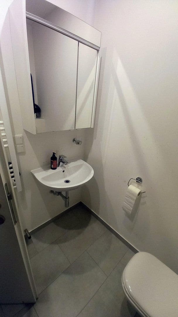 Prenájom bytu 2-izbový 38 m², Alte Bergstraße 3, Alsbach-Hähnlein, Hesensko Prenájom bytu 2-izbový 38 m², Alte Bergstraße 3, Alsbach-Hähnlein, Hesensko