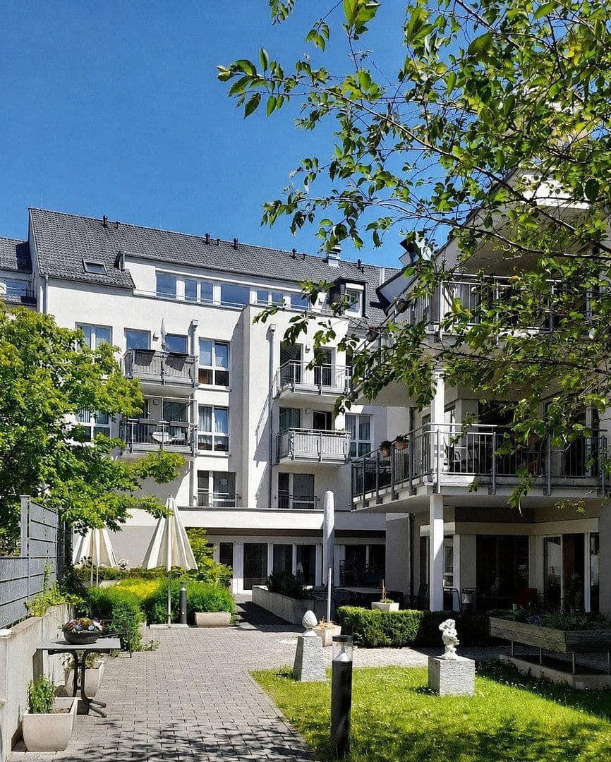 Predaj bytu 1-izbový 105 m², Regensburger Straße 59, Nürnberg, Bavorsko Predaj bytu 1-izbový 105 m², Regensburger Straße 59, Nürnberg, Bavorsko