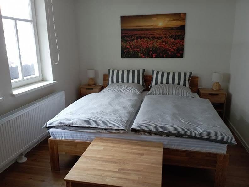 Predaj domu 145 m², pozemok 1.113 m², Katlenburg-Lindau, Dolné Sasko Predaj domu 145 m², pozemok 1.113 m², Katlenburg-Lindau, Dolné Sasko