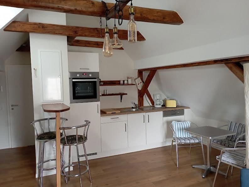 Predaj domu 145 m², pozemok 1.113 m², Katlenburg-Lindau, Dolné Sasko Predaj domu 145 m², pozemok 1.113 m², Katlenburg-Lindau, Dolné Sasko