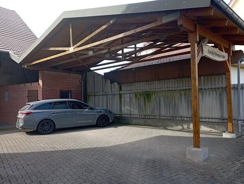 Predaj domu 145 m², pozemok 1.113 m², Katlenburg-Lindau, Dolné Sasko Predaj domu 145 m², pozemok 1.113 m², Katlenburg-Lindau, Dolné Sasko