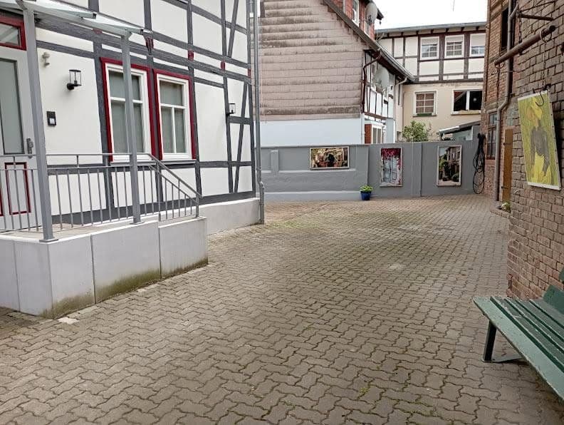 Predaj domu 145 m², pozemok 1.113 m², Katlenburg-Lindau, Dolné Sasko Predaj domu 145 m², pozemok 1.113 m², Katlenburg-Lindau, Dolné Sasko