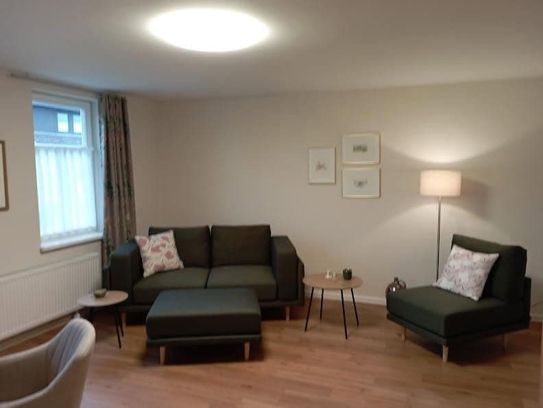 Predaj domu 145 m², pozemok 1.113 m², Katlenburg-Lindau, Dolné Sasko Predaj domu 145 m², pozemok 1.113 m², Katlenburg-Lindau, Dolné Sasko