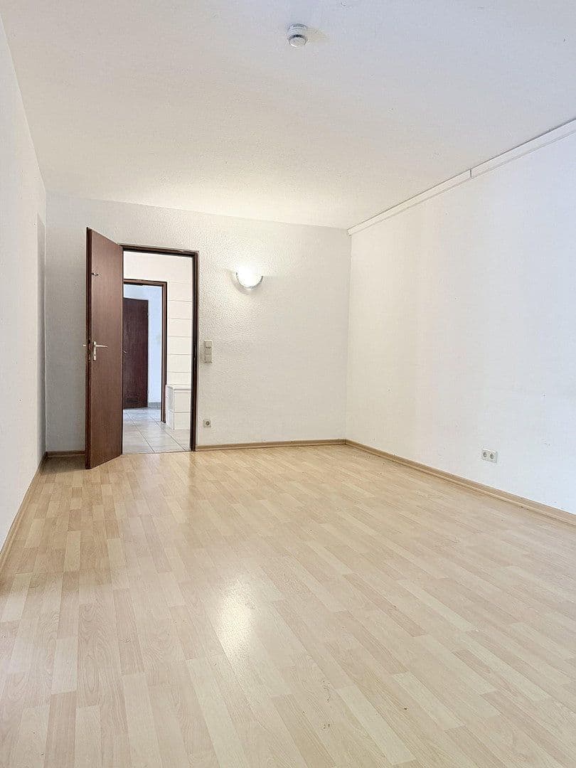Predaj bytu 4-izbový 122 m², Esslingen am Neckar, Bádensko-Wurttembersko Predaj bytu 4-izbový 122 m², Esslingen am Neckar, Bádensko-Wurttembersko
